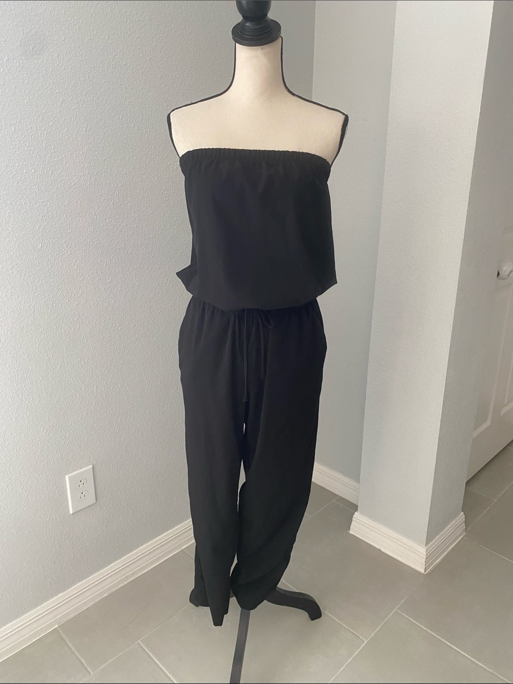 EXPRESS Women Summer Casual Black Strapless Jumpsuit | M - Picture 3 of 13